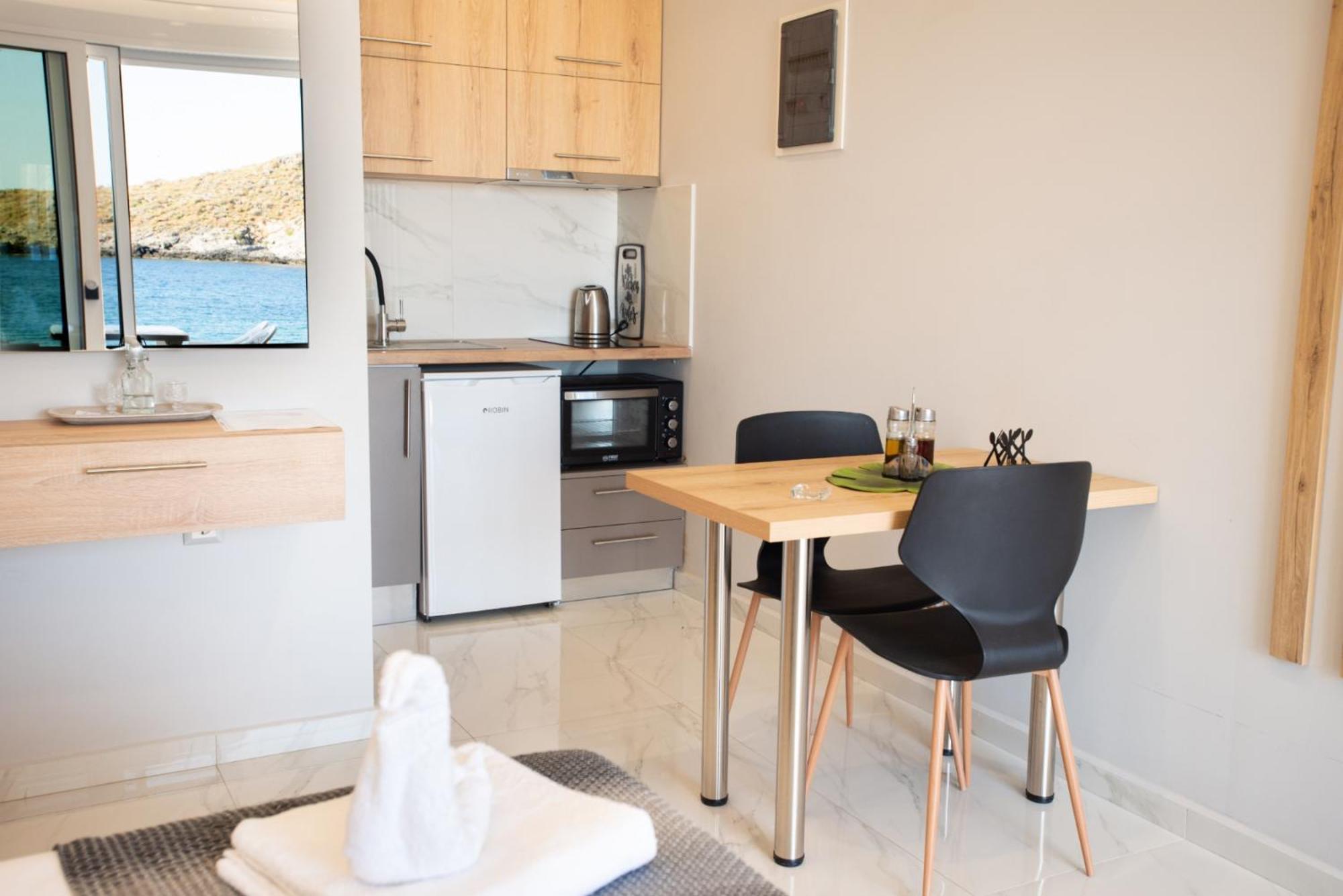 Beachfront Studio Kyma West ~ Crete'S Hidden Gem كالوي ليمين المظهر الخارجي الصورة